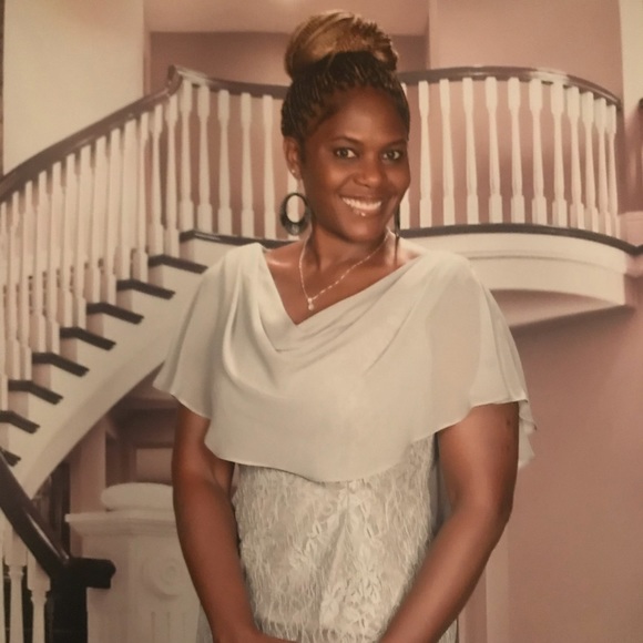 Meet your Posher, Lisa - Picture 8 of 8